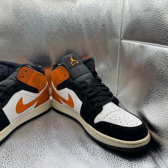 Size 10.5 - Jordan 1 Mid Shattered Backboard White-Starfish Sneaker 554724-058 - Picture 5 of 13
